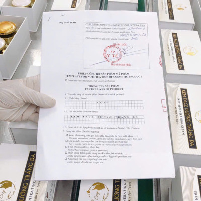 CẶP KEM DƯỠNG DA MẶT TÁI TẠO DA Cozy