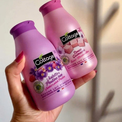 Set 2 chai sữa tắm + tdc Cottage Marshmallow và Hoa tím