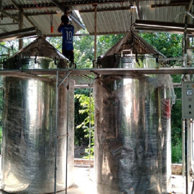 Tinh dầu Hoa Phong Lữ 50ml Mộc Mây - tinh dầu thiên nhiên nguyên chất 100% - chất lượng vượt trội - mùi hương nồng nàn, quyến rũ, kích thích, hưng phấn - Có kiểm định