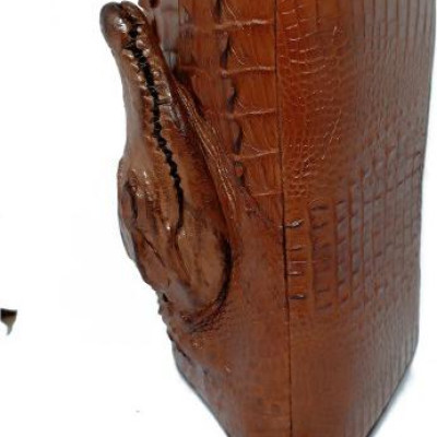 Ví nữ da cá sấu Huy Hoàng nhiều ngăn đầu cá sấu màu nâu đỏ HT3728