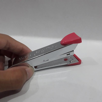 Bấm Kim Số 10 Flexoffice FO-ST02 - Màu Hồng