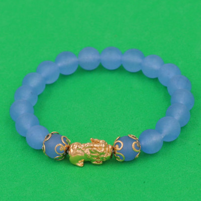 Vòng đeo tay Thạch Anh Xanh Biển Mờ 8 ly - cẩn Tỳ Hưu Phong Thủy inox vàng VTAXBMTHHKV8 - hợp mệnh Mộc, mệnh Thủy