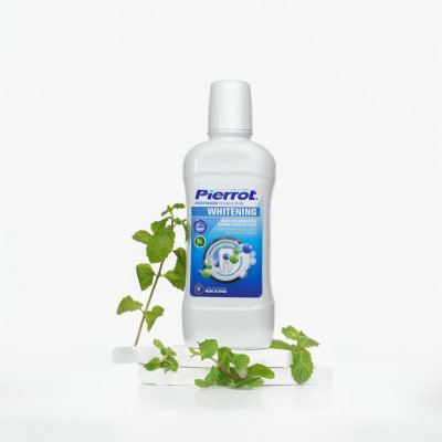 Nước súc miệng Pierrot Whitening trắng răng thơm miệng 500ML